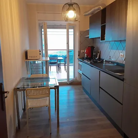 Giove Appartament טאורמינה